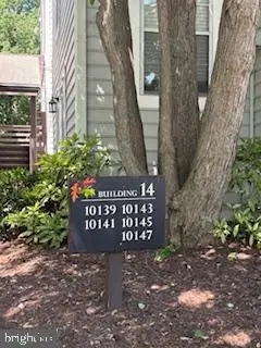 10143 Oakton Terrace Rd, Oakton, VA 22124 - #2