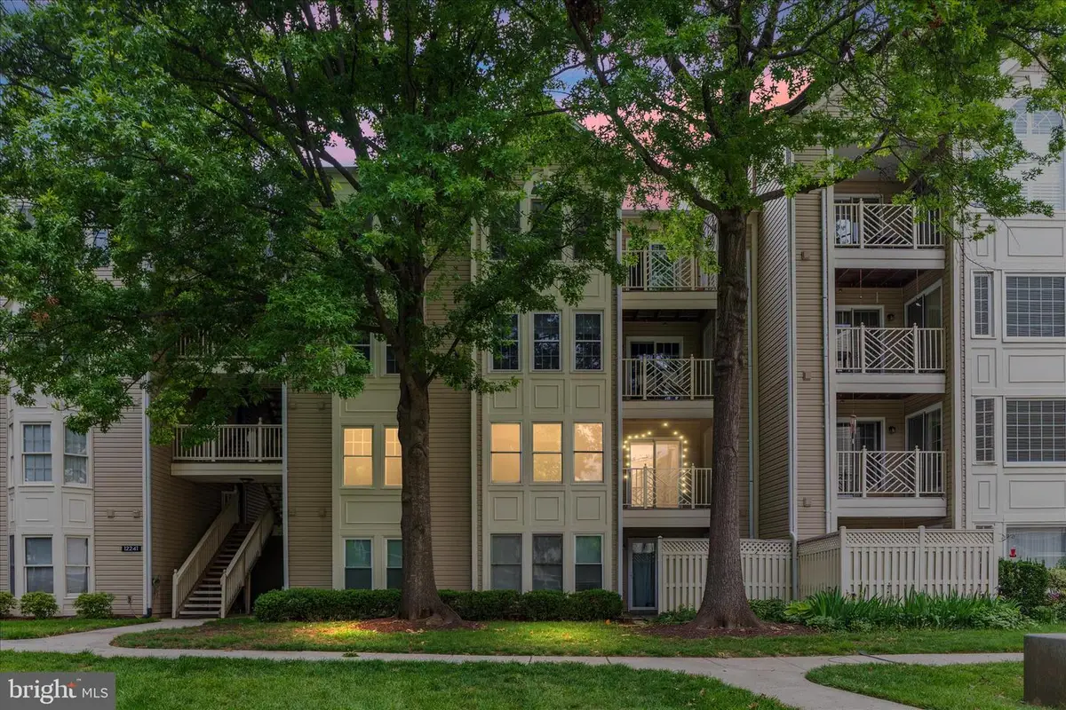 12241 Fairfield House Dr #305b, Fairfax, VA 22033 - #1