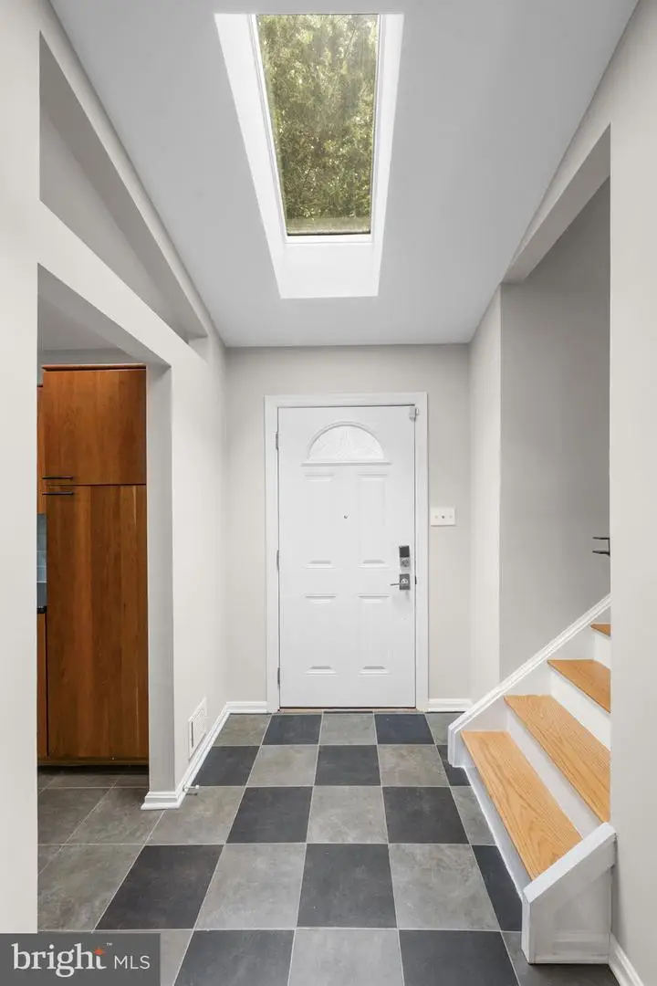 12484 Wendell Holmes Rd, Herndon, VA 20171 - #3