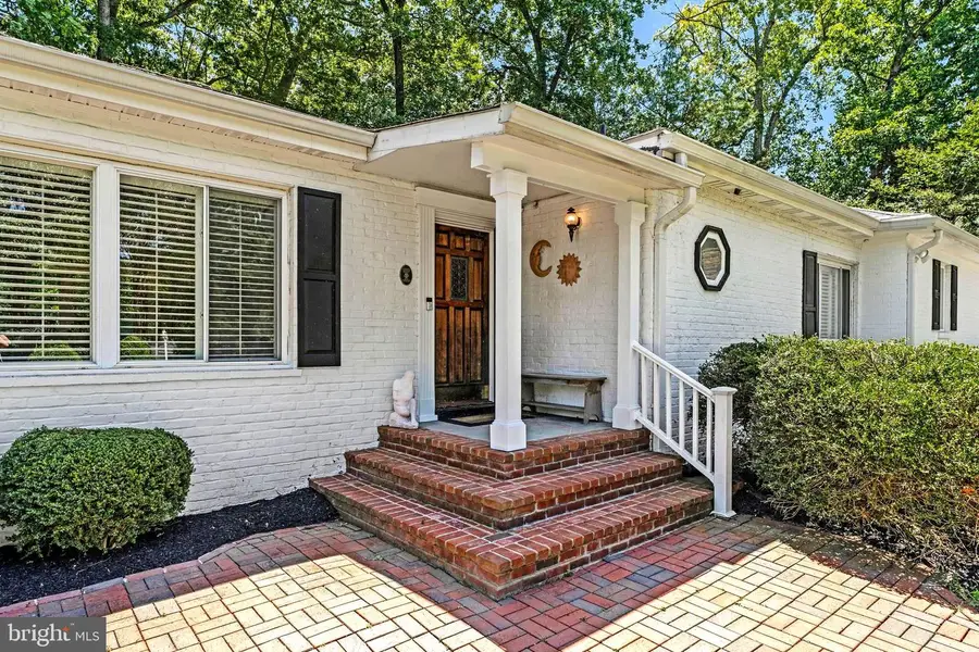 8601 Mount Zephyr Dr, Alexandria, VA 22309 - #2