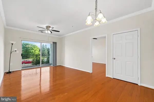 12905 Centre Park Cir #212, HERNDON, VA 20171