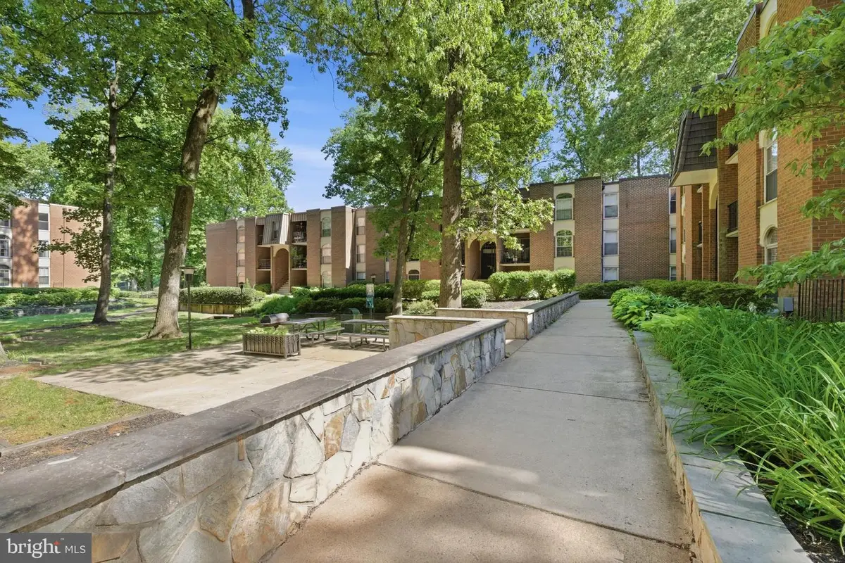 3354 Woodburn Rd #12, Annandale, VA 22003 - #1