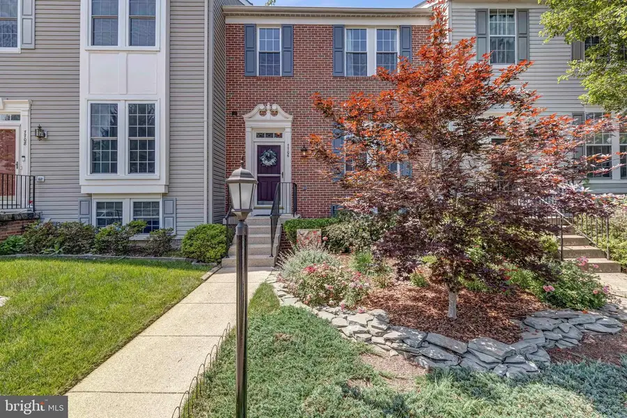 7706 Effingham Sq, Alexandria, VA 22315 - #2