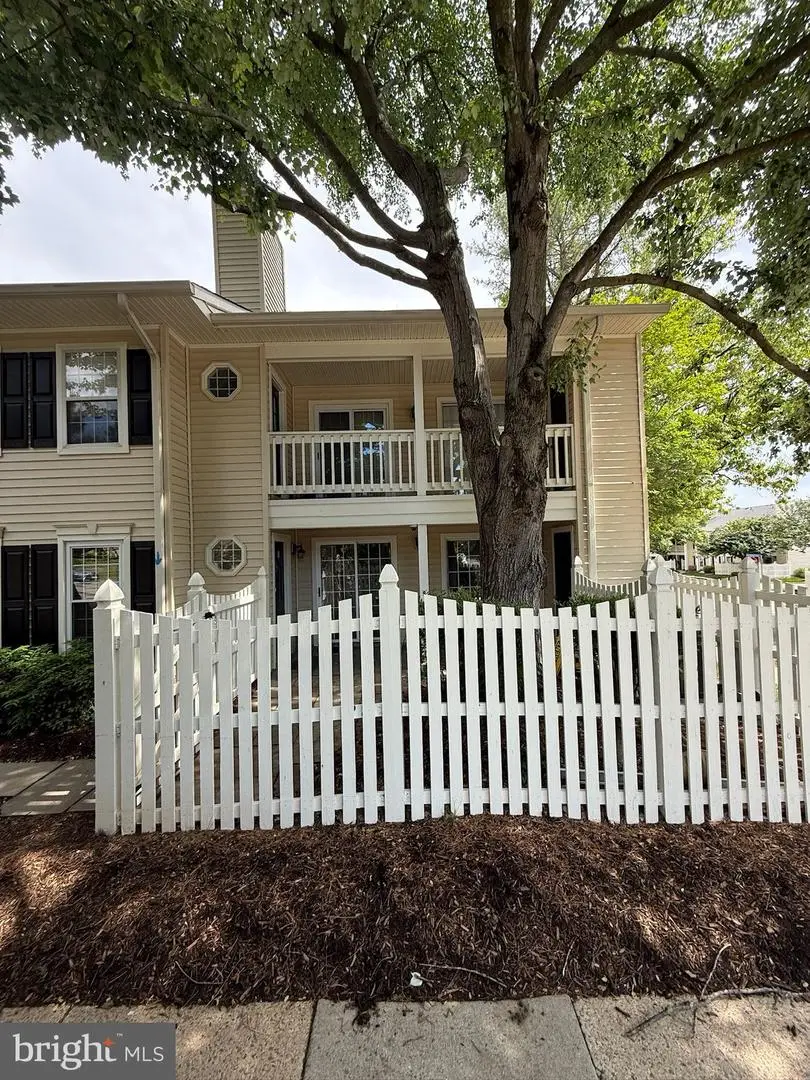 10198-b Ashbrooke Ct #126, Oakton, VA 22124 - #2
