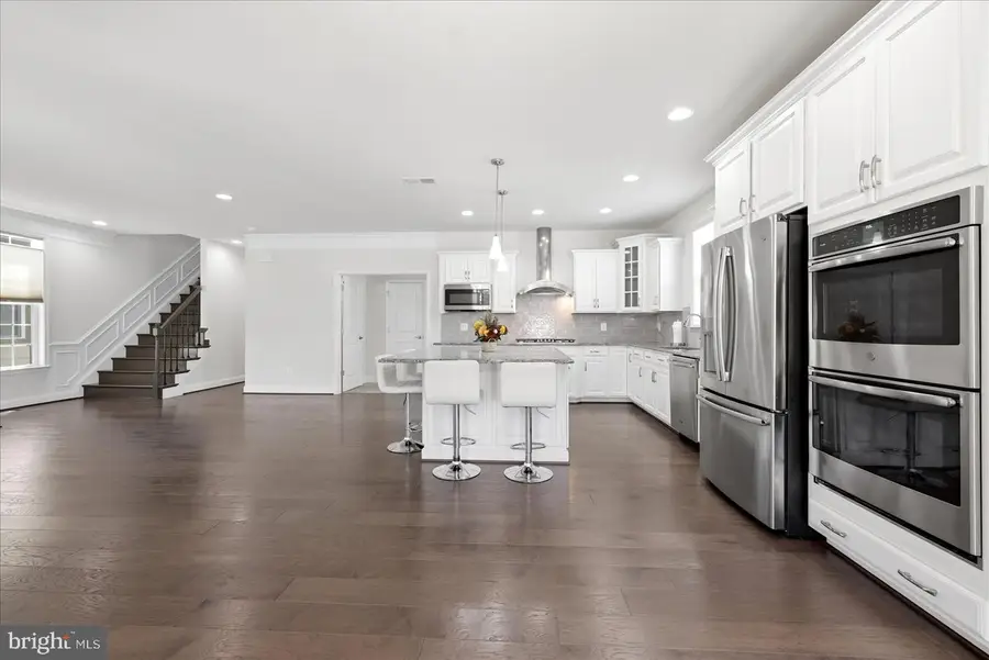 7922 Ashland Dr, Alexandria, VA 22315 - #2