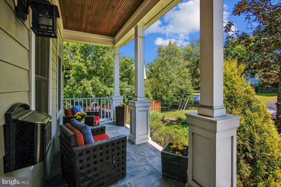 2134 Emilys Ln, Falls Church, VA 22043 - #2