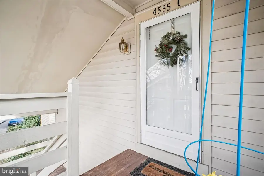 4555 Interlachen Ct #j, Alexandria, VA 22312 - #2