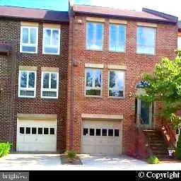 10149 Turnberry Pl, Oakton, VA 22124 - #1