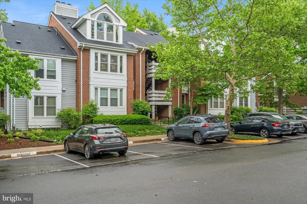 3151-d Anchorway Ct, Falls Church, VA 22042 - #1