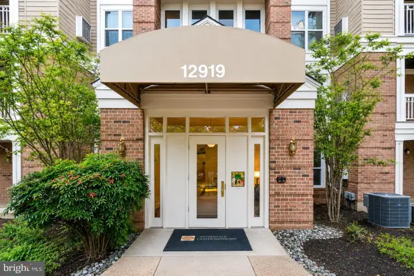 12919 Alton Sq #101, HERNDON, VA 20170