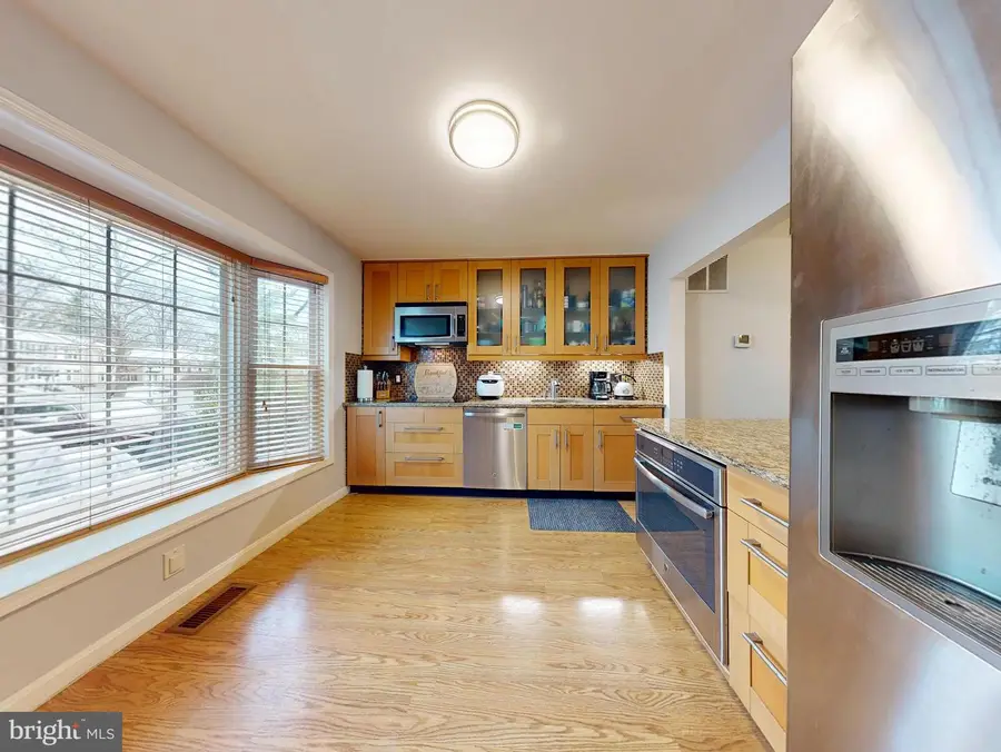 7302 Rolling Oak Ln, Springfield, VA 22153 - #3