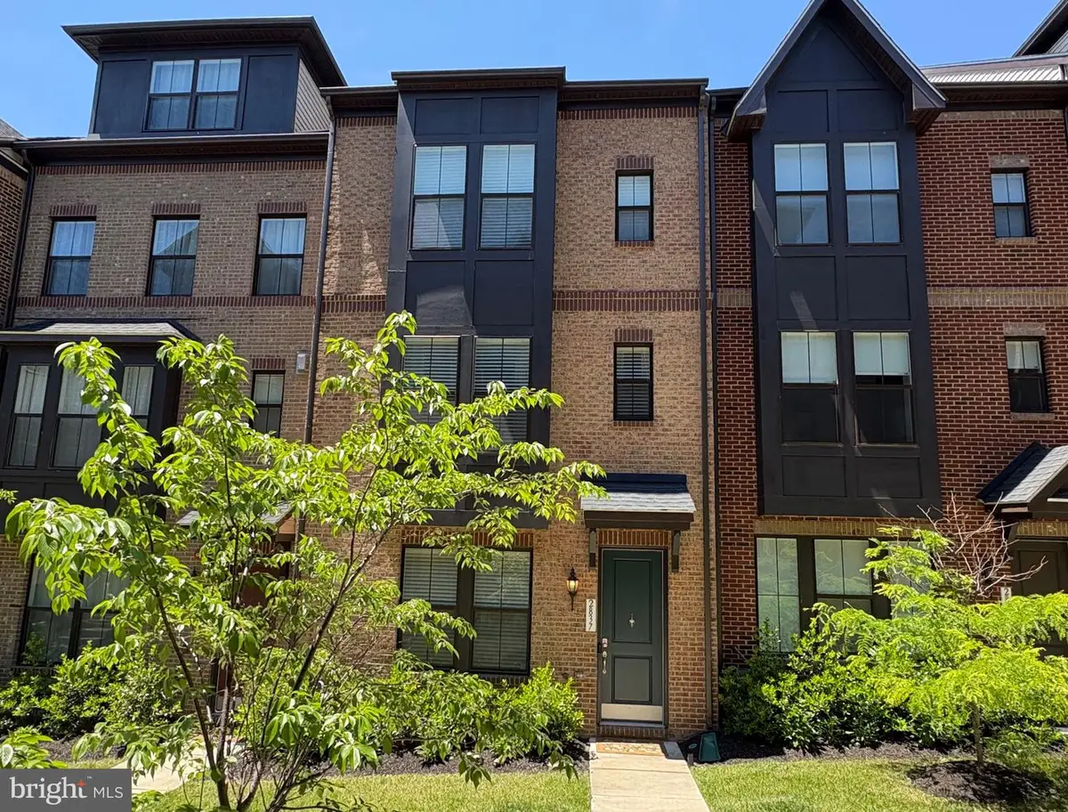 2837 Hokie Ln, Alexandria, VA 22306 - #1