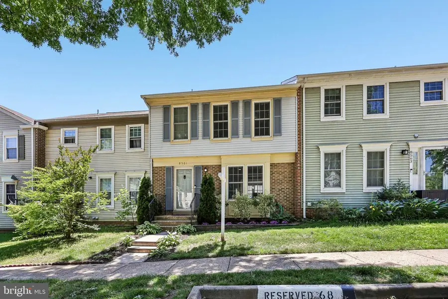 8561 Dellway Ln, Vienna, VA 22180 - #2