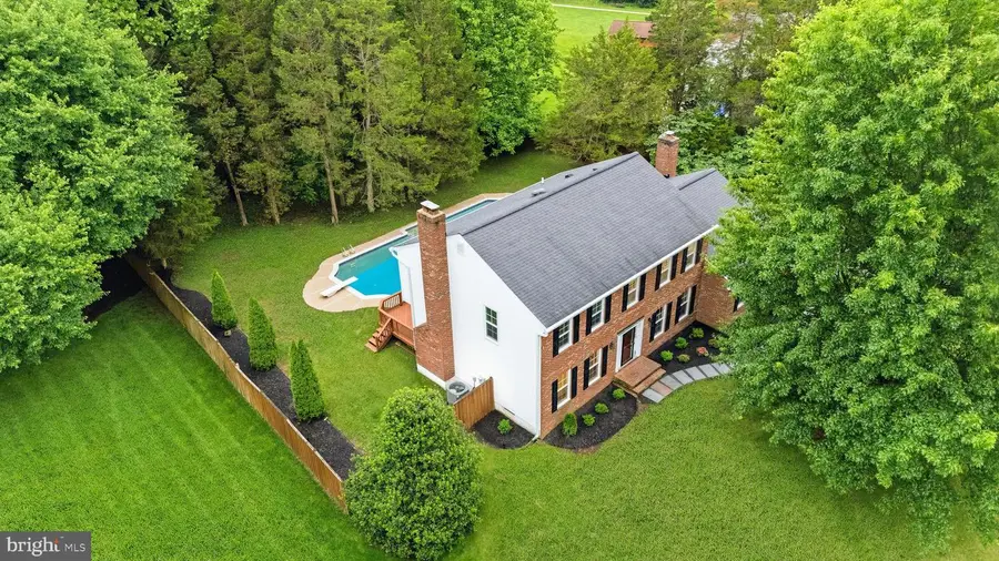 2717 Mustang Dr, Herndon, VA 20171 - #2