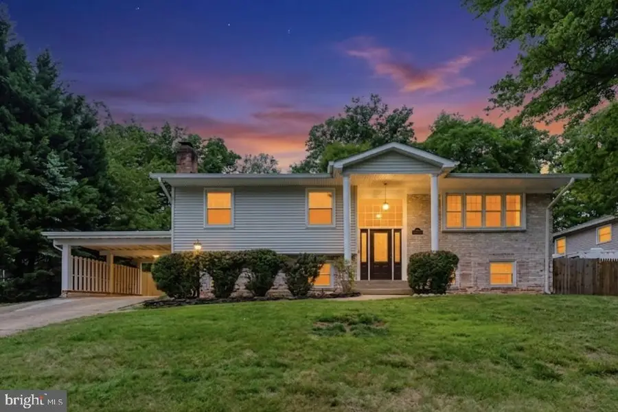 5034 Portsmouth Rd, Fairfax, VA 22032 - #2