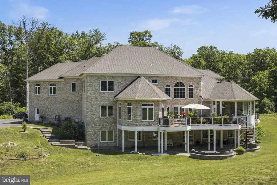5848 Doyle Rd, Clifton, VA 20124 - #3