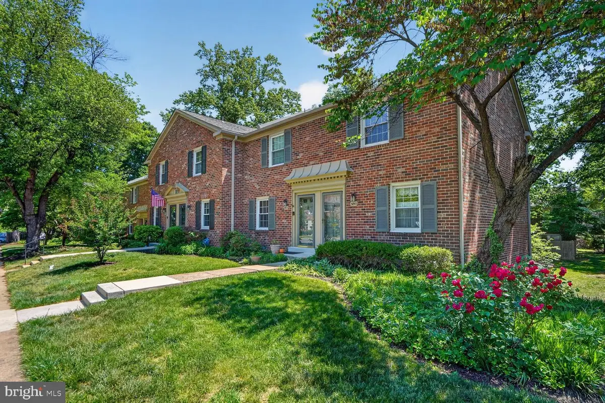 5845 Rexford Dr #721, Springfield, VA 22152 - #1