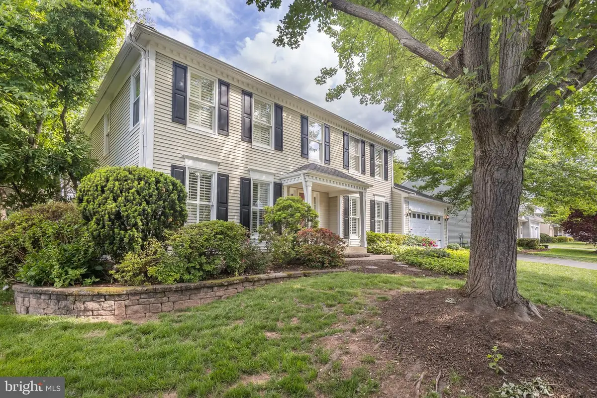 14392 Flourcastle Ct, Centreville, VA 20120 - #1