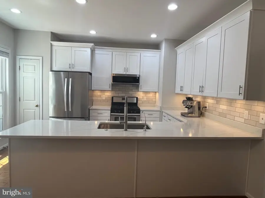5357-5357 Crimson Sky Ct, Centreville, VA 20120 - #3