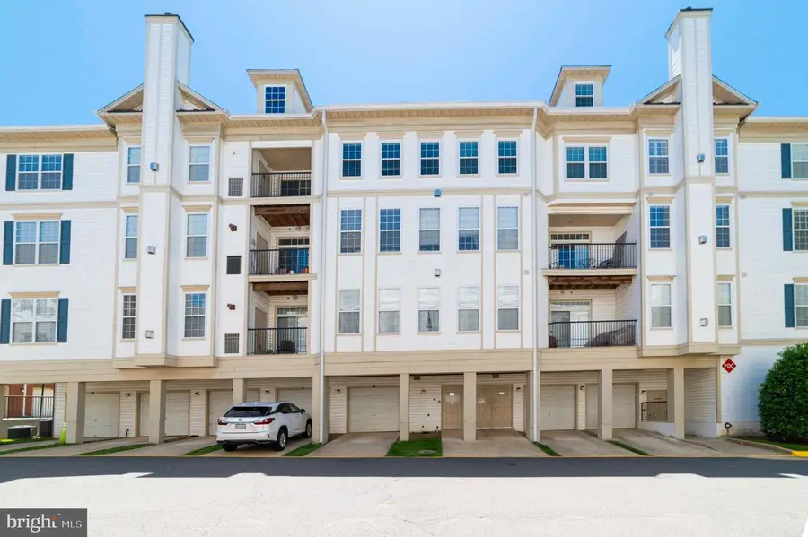 4191 Lochleven Trl #405, Fairfax, VA 22030 - #2