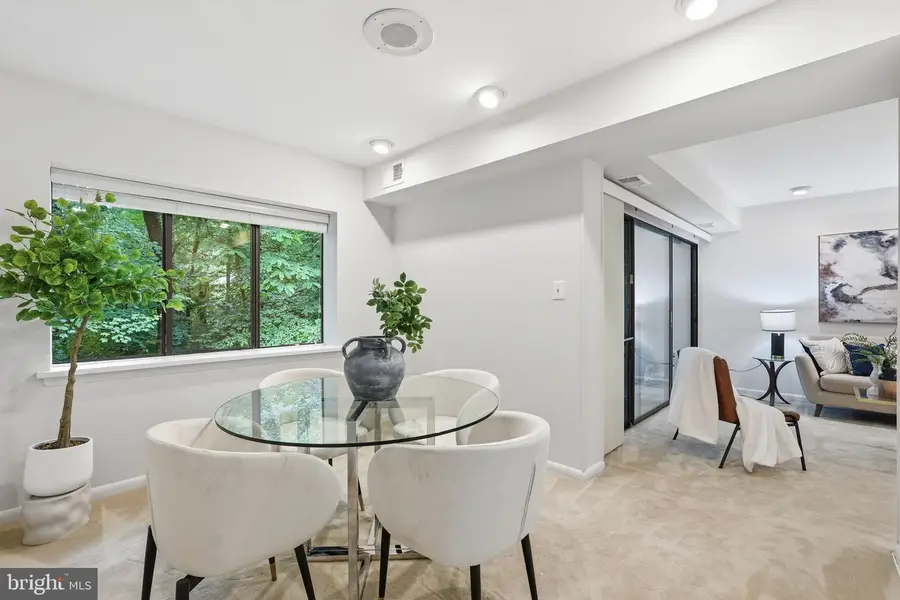 11721 Karbon Hill Ct #201, Reston, VA 20191 - #3