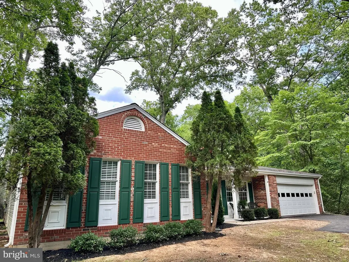 2520 Penny Royal Ln, Reston, VA 20191 - #1