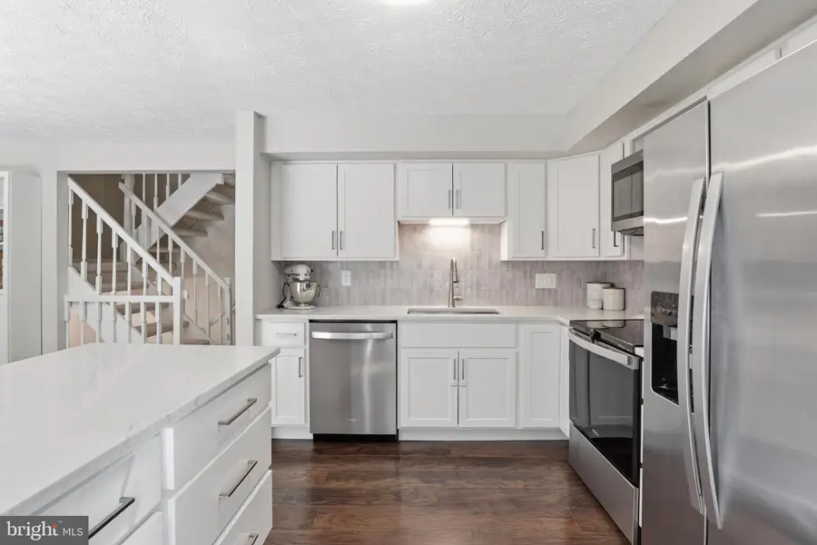 8033 Orange Plank Rd, Springfield, VA 22153 - #2
