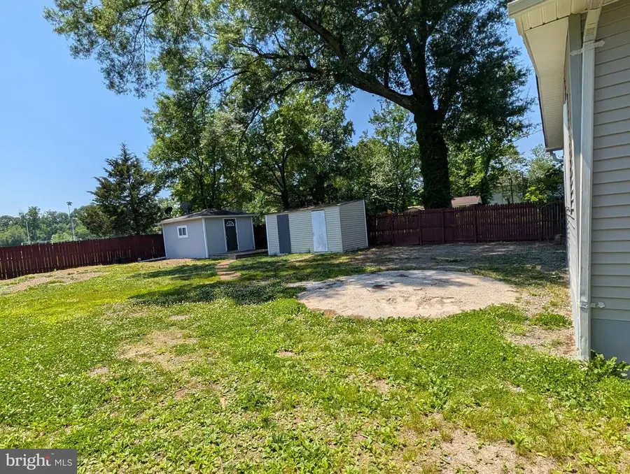 2913 Dunbar St, Alexandria, VA 22306 - #3