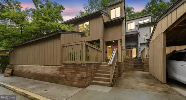 11926 Escalante Ct, RESTON, VA 20191