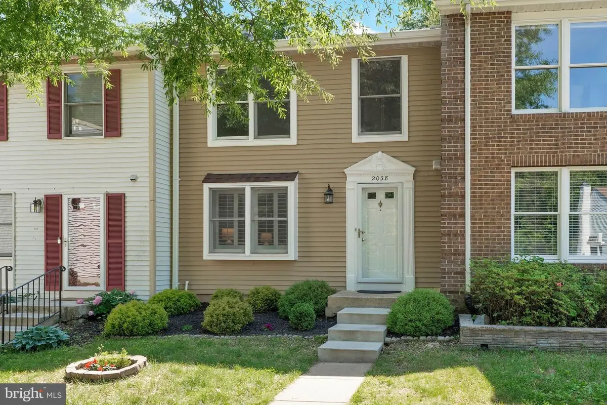 2038 Brooks Square Pl, Falls Church, VA 22043 - #1