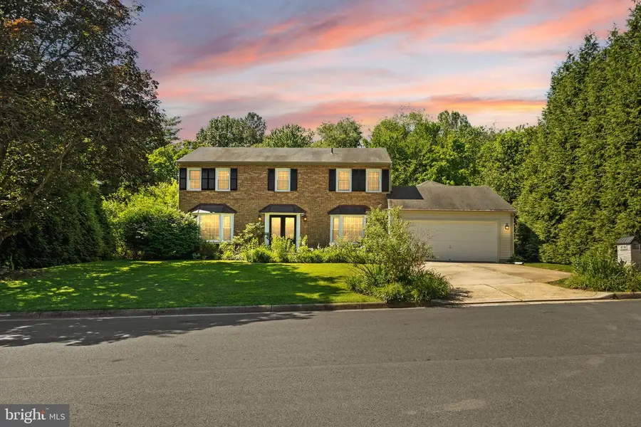 9719 Cinnamon Creek Dr, Vienna, VA 22182 - #3