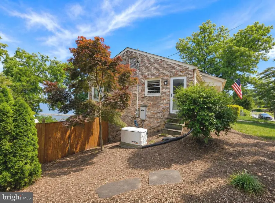 7215 Park Terrace Dr, Alexandria, VA 22307 - #3