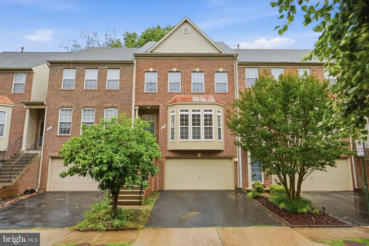 4118 Leclair Ct, Fairfax, VA 22033 - #1