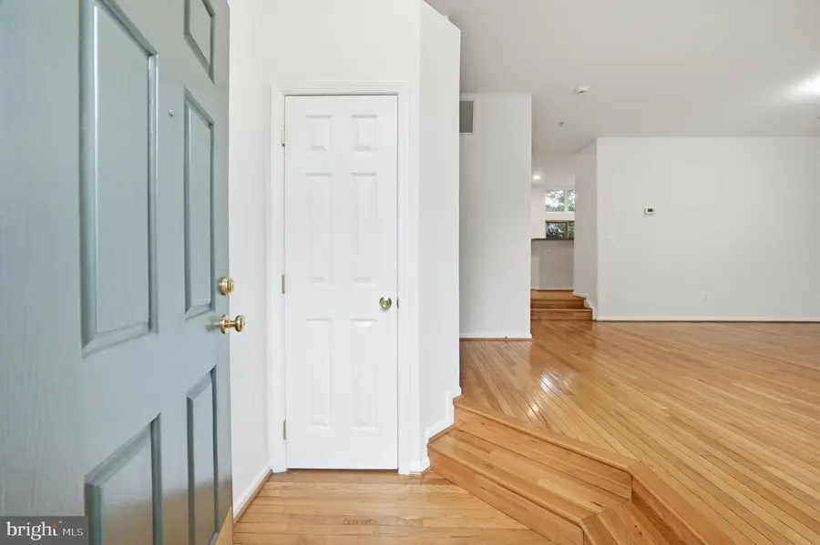 4118 Leclair Ct, Fairfax, VA 22033 - #3