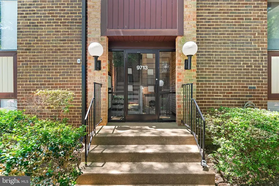 9713 Kings Crown Ct #2, Fairfax, VA 22031 - #2