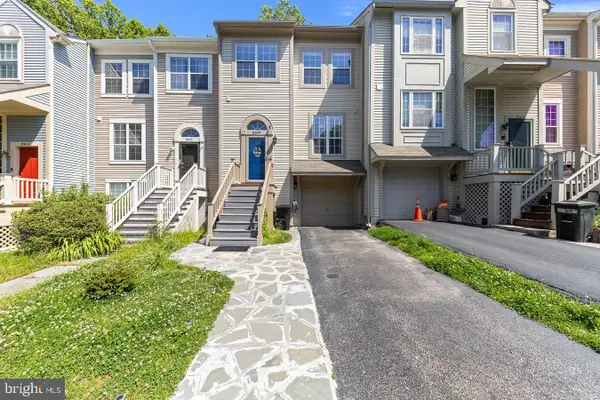 8309 Linden Oaks Ct, LORTON, VA 22079