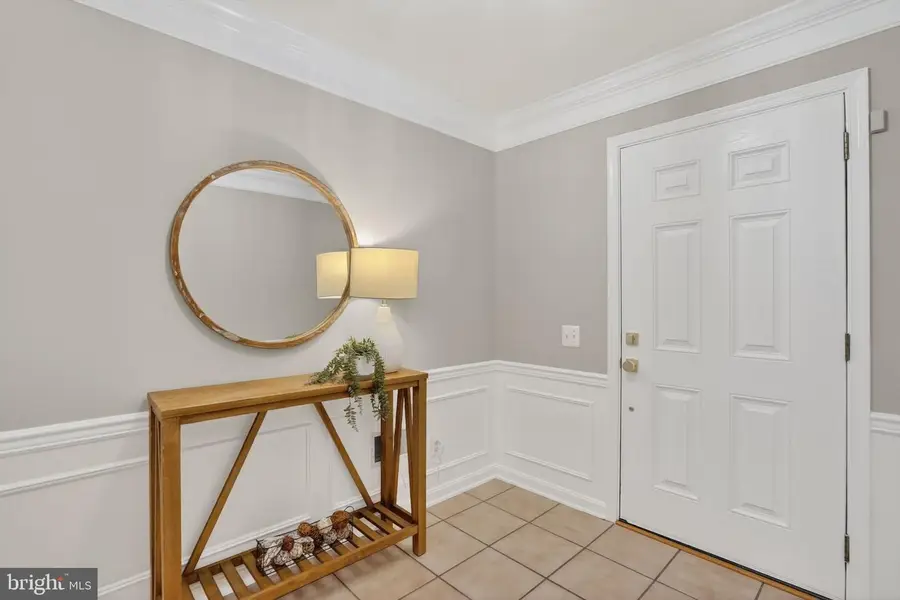 8227 Singleleaf Ln, Lorton, VA 22079 - #3