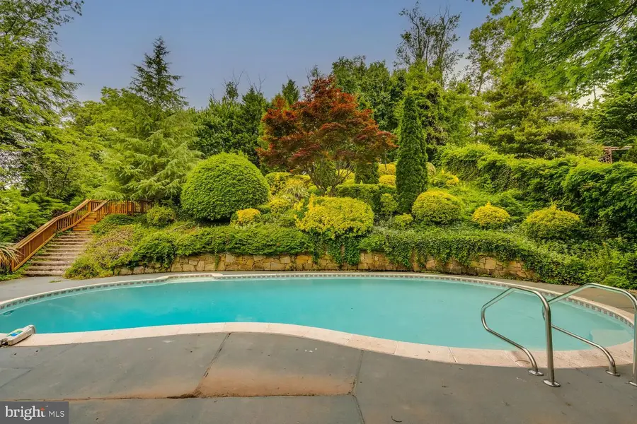 2108 Wilkinson Pl, Alexandria, VA 22306 - #2