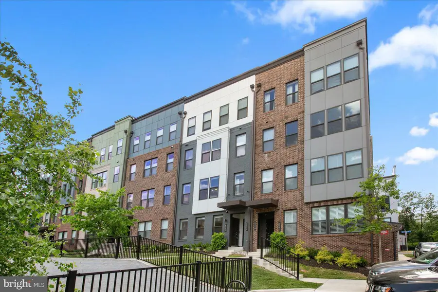 4153 Red Mulberry Dr #20, Fairfax, VA 22033 - #2