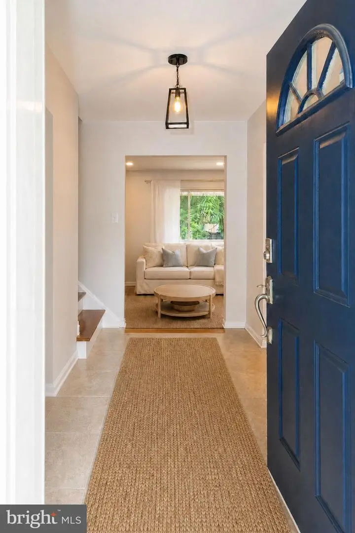 3803 Stoneybrooke Ct, Alexandria, VA 22306 - #3