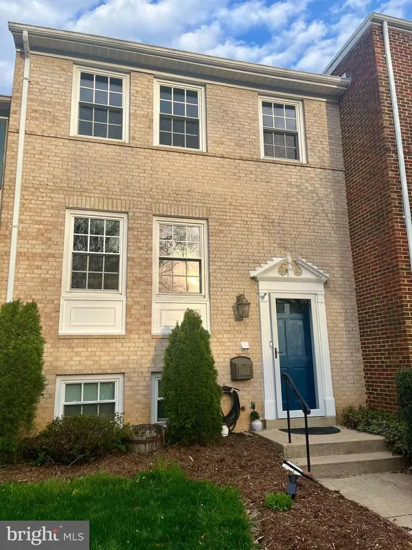 3352 Breckenridge Ct, ANNANDALE, VA 22003