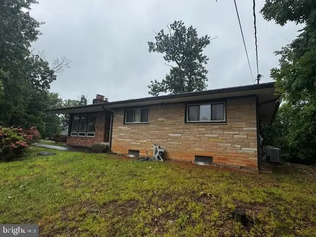 7041 Cindy Ln, Annandale, VA 22003 - #2