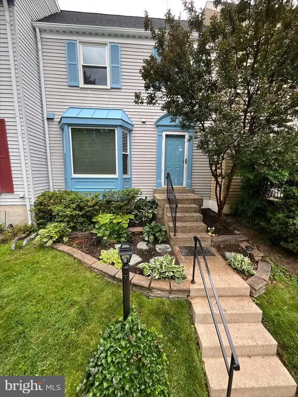 2960 Oakleigh, OAKTON, VA 22124