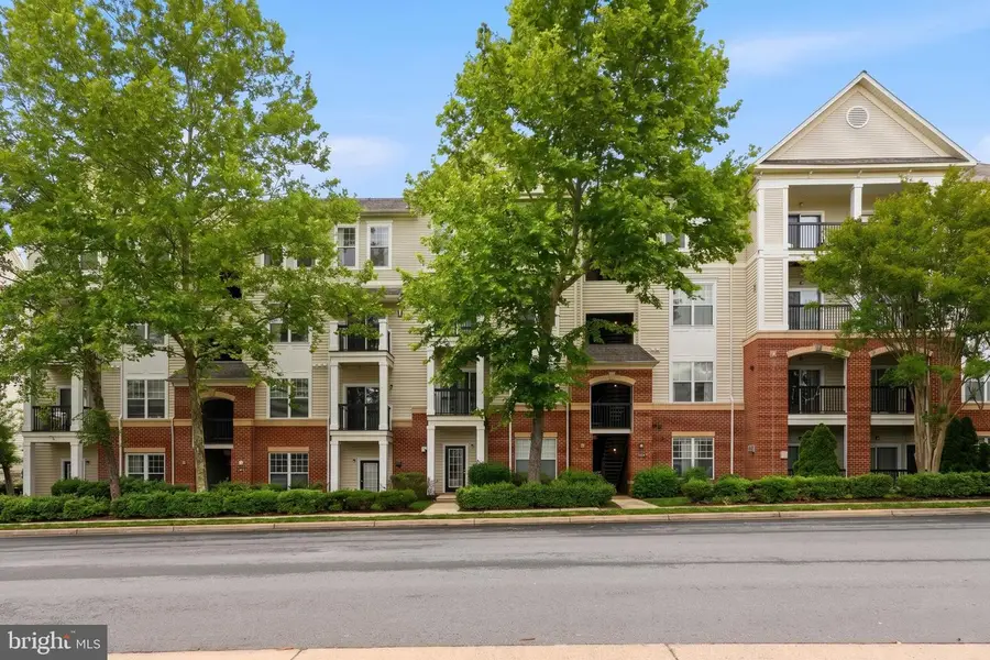 11321 Aristotle Dr #3-303, Fairfax, VA 22030 - #3