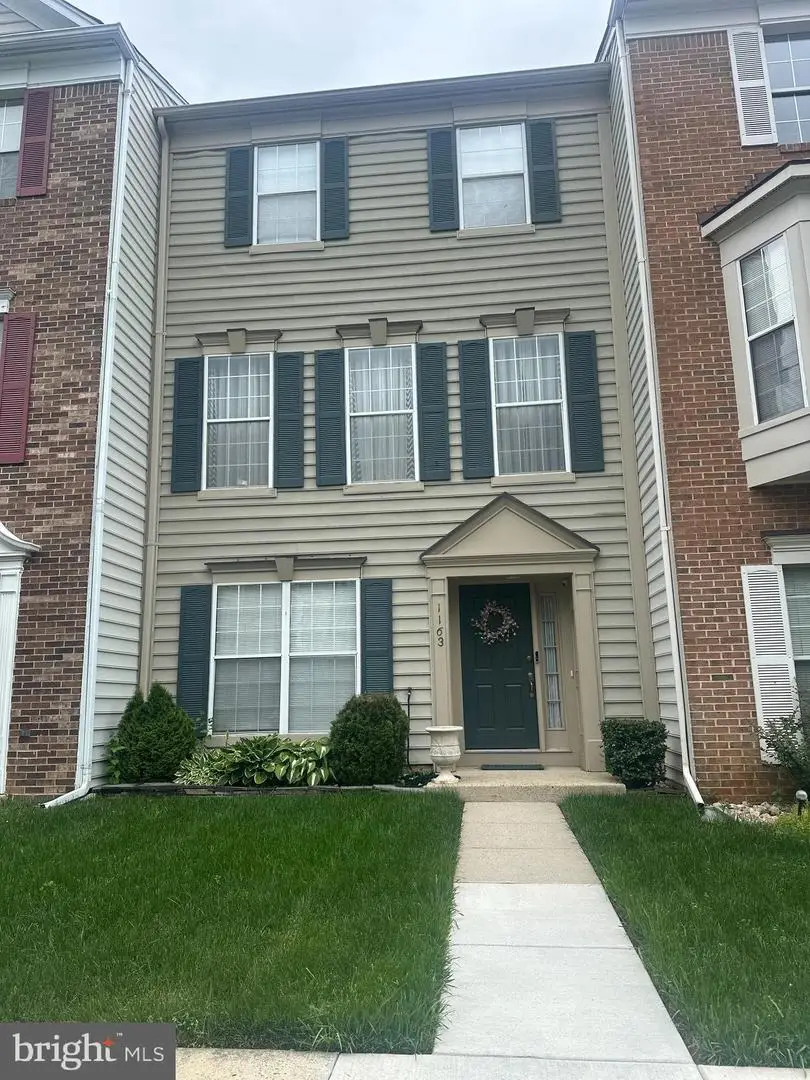 1163 Cypress Tree Pl, Herndon, VA 20170 - #1