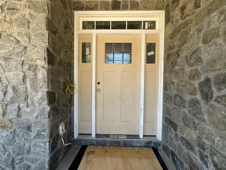 2221 Huntington Ave, Alexandria, VA 22303 - #3