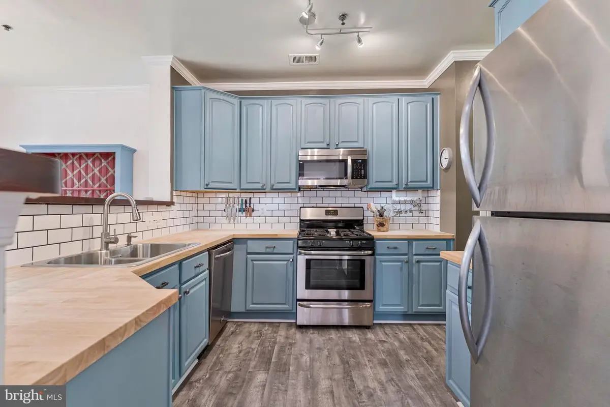 8937 Milford Haven Ct #37a, Lorton, VA 22079 - #1