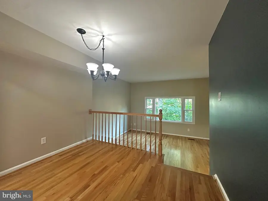5833 Royal Ridge Dr #943, Springfield, VA 22152 - #3