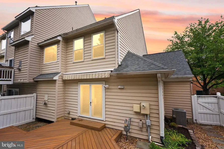 12056 Edgemere Cir, Reston, VA 20190 - #3
