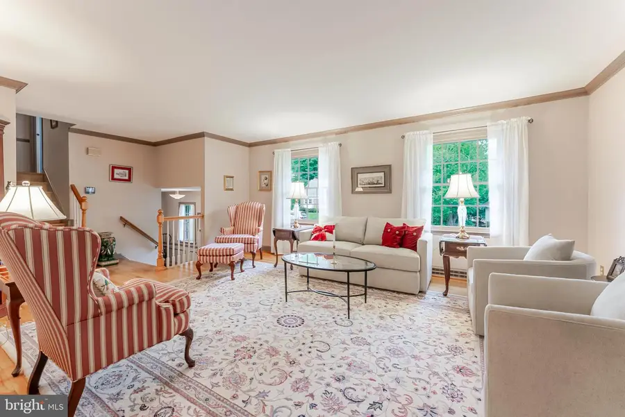 8130 Saxony Dr, Annandale, VA 22003 - #3